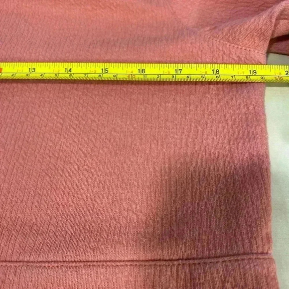 L.L. Bean Women’s Pullover Hoodie Kangaroo Pocket Coral Color Size XS - Picture 7 of 9